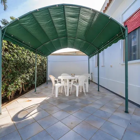 Paradise A 100mt Dal Mare Di Gallina *